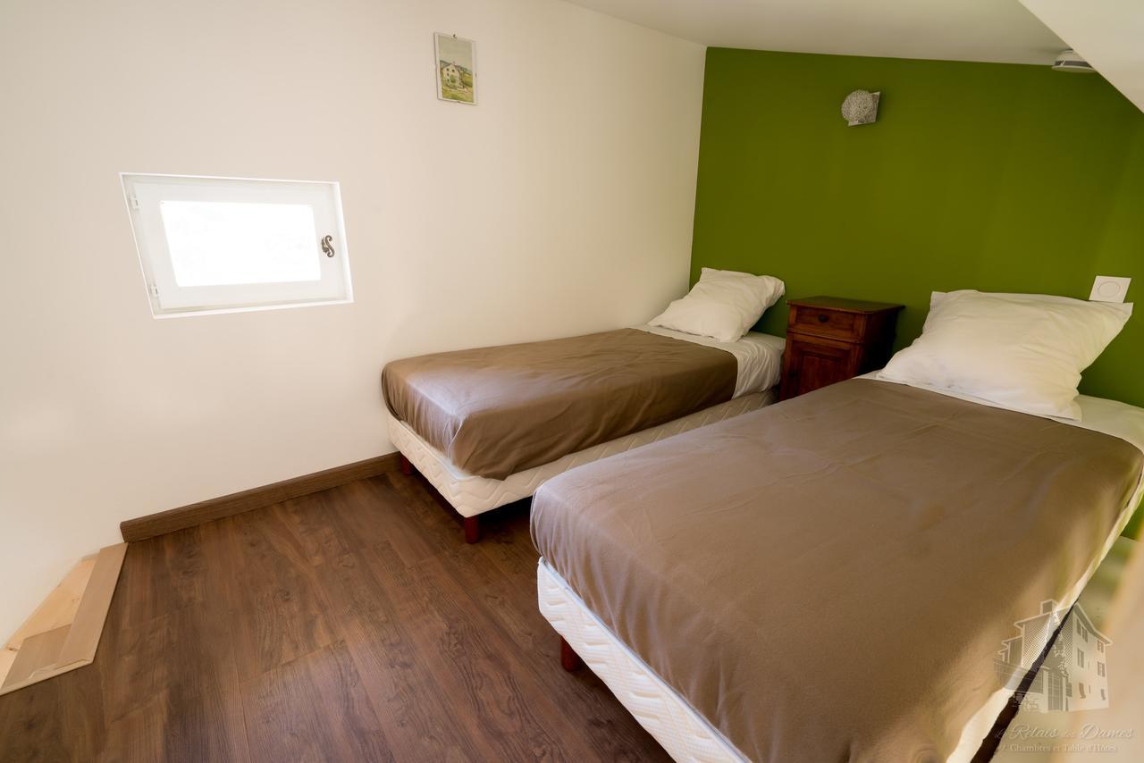 Le Relais Des Dames Bed & Breakfast Neuville-sur-Saone Ngoại thất bức ảnh